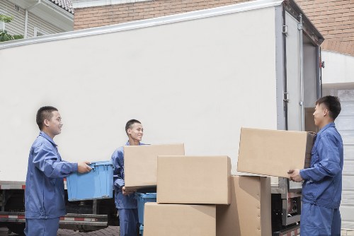Removal van service for home moves in Haringey