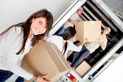 Packing and loading support for a same day move in Haringey