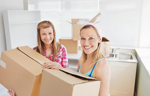 Preparation checklist and packing supplies for a Haringey move